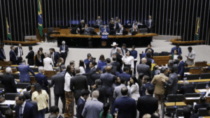 Sessão da Câmara dos Deputados durante a votação da PEC da Blindagem em 16 de setembro de 2025.